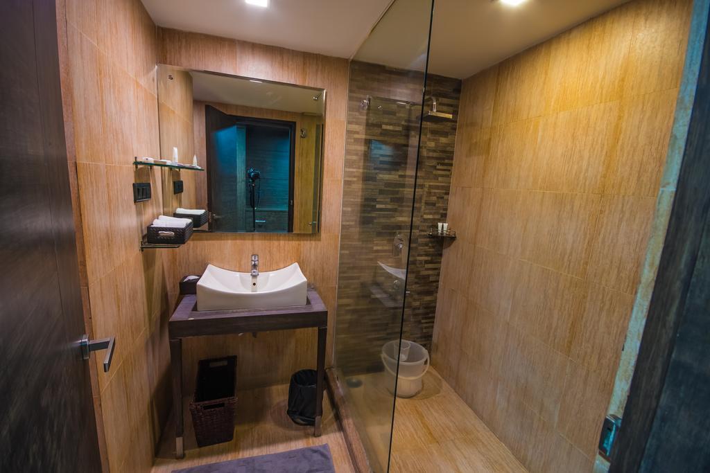 Infiniti Hotel And Spa Ιντόρ Εξωτερικό φωτογραφία
