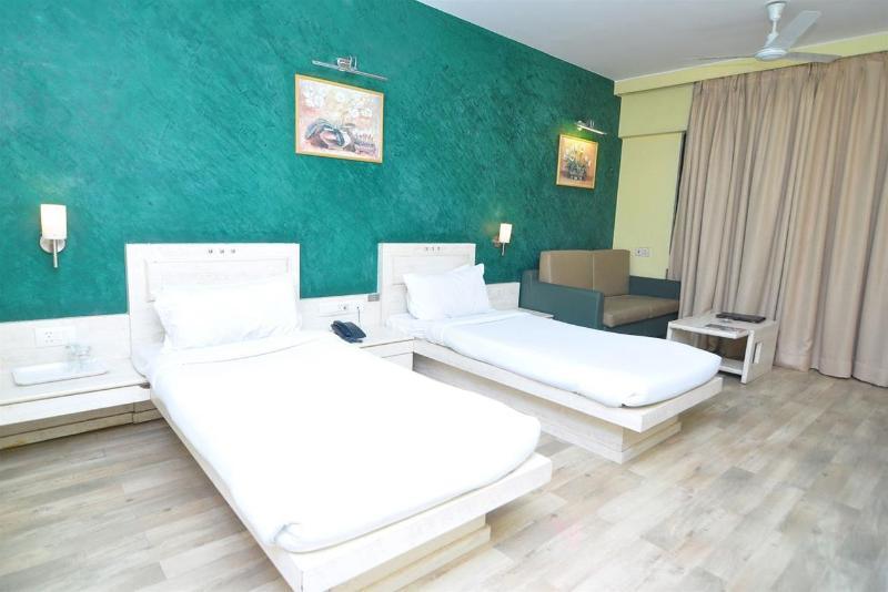 Infiniti Hotel And Spa Ιντόρ Εξωτερικό φωτογραφία