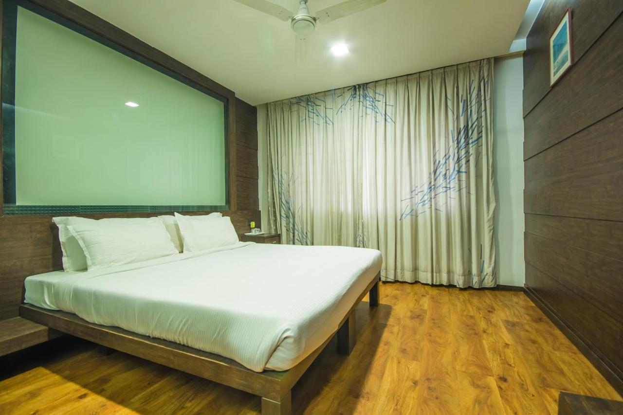 Infiniti Hotel And Spa Ιντόρ Εξωτερικό φωτογραφία